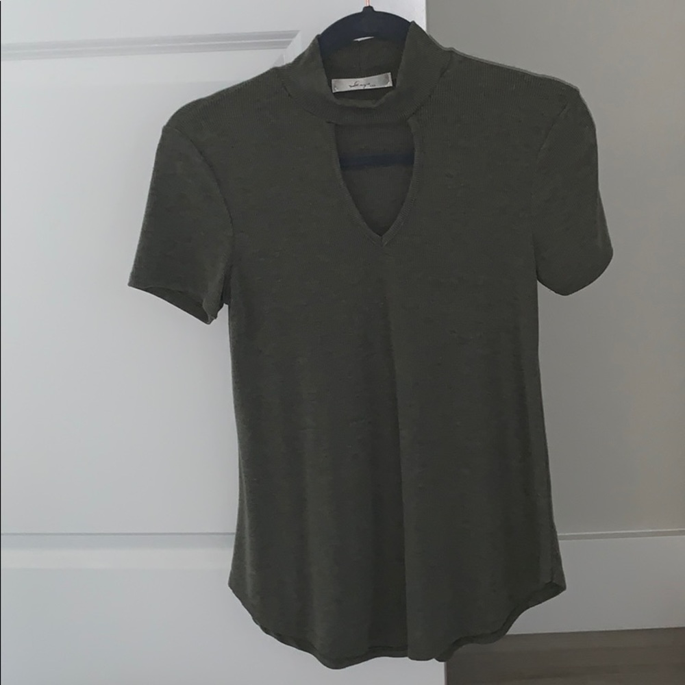 Peep hole blouse